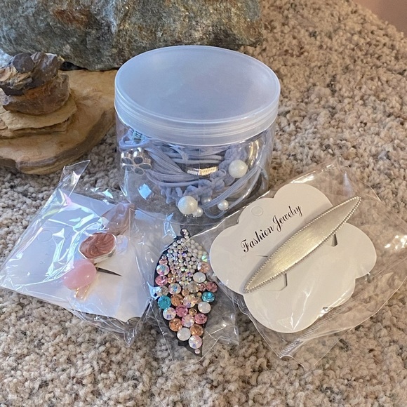 Bundle hair clasp pin barrette ties. NEW. - Picture 1 of 8